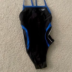 Kids speedo, size 10/26, one piece swimsuit, used but in amazing condition
